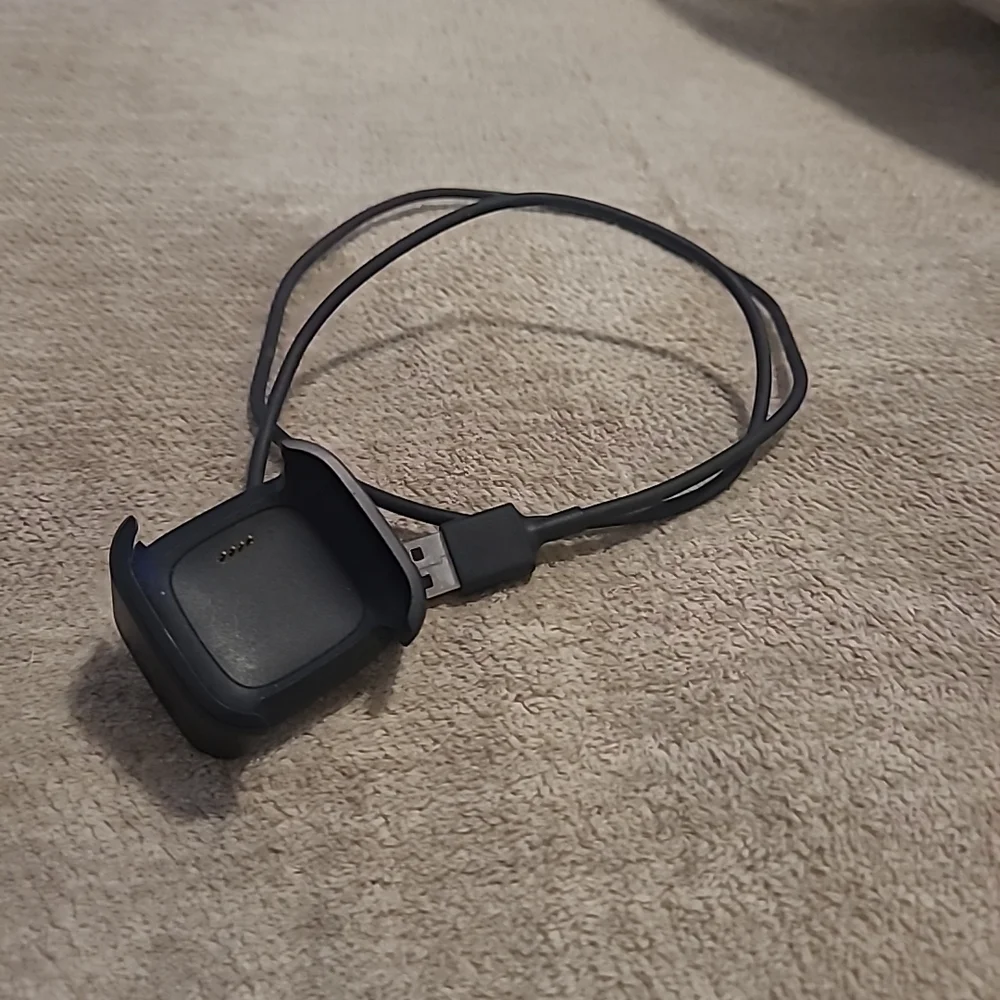 Smartwatch Charging Dock - Black For Fitbit Versa